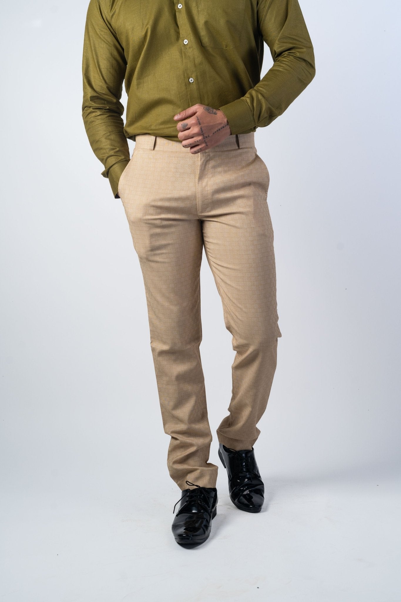 Buy Van Heusen Men Solid Regular Fit Formal Trouser - Beige Online at Low  Prices in India - Paytmmall.com